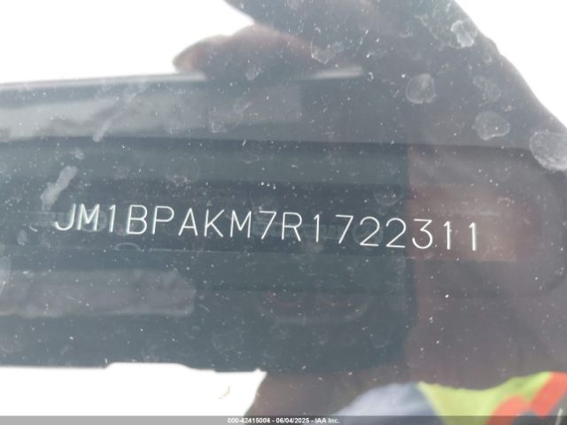 JM1BPAKM7R1722311 Mazda Mazda3 2.5 S Select Sport