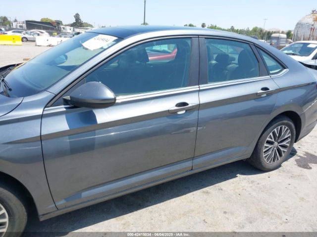 3VWC57BU2KM209647 Volkswagen Jetta 1.4t R-line/1.4t S/1.4t Se