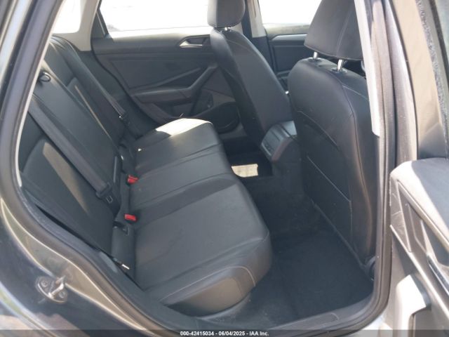 3VWC57BU2KM209647 Volkswagen Jetta 1.4t R-line/1.4t S/1.4t Se