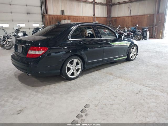 2011 MERCEDES-BENZ C 300 WDDGF8BB8BR134687 Photo 3