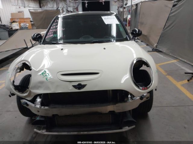 WMWLN9C39H2E49735 Mini Clubman