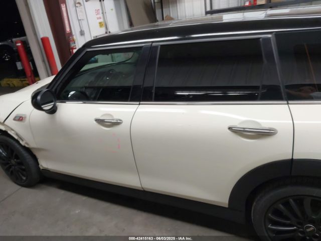 WMWLN9C39H2E49735 Mini Clubman