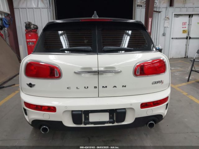 WMWLN9C39H2E49735 Mini Clubman