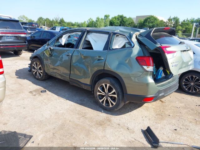 2021 SUBARU FORESTER JF2SKAUC0MH432299 Photo 2
