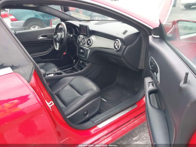 2014 MERCEDES-BENZ CLA 250 WDDSJ4EB9EN064724 Photo 4