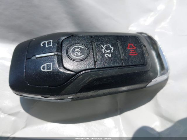 3FA6P0HD1GR222169 Ford FUSION SE