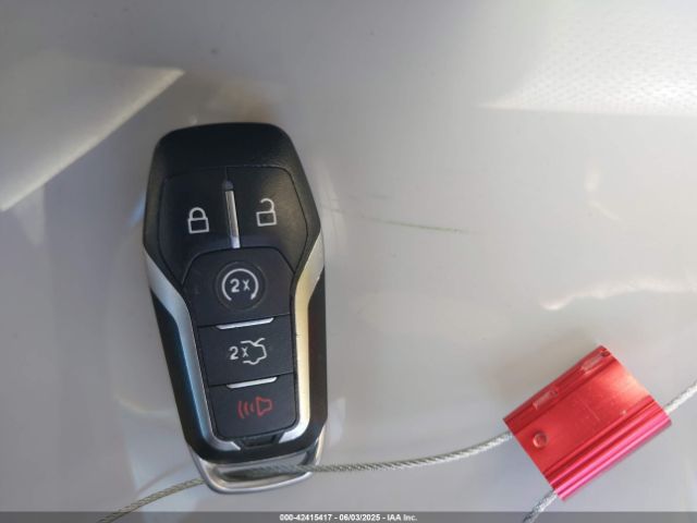 2LMTJ8LR7GBL59941 Lincoln Mkx Reserve