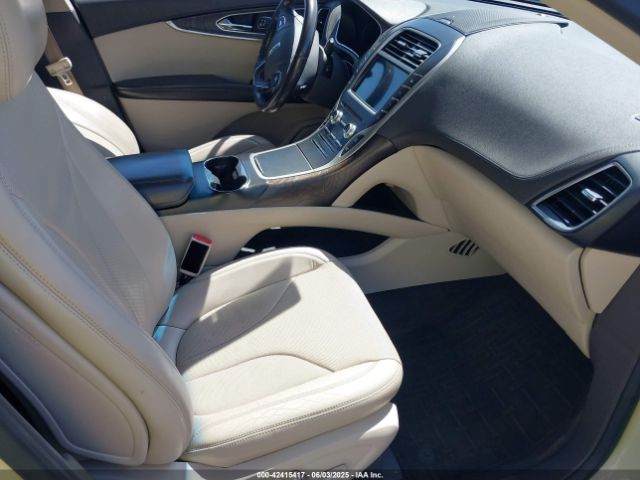2LMTJ8LR7GBL59941 Lincoln Mkx Reserve