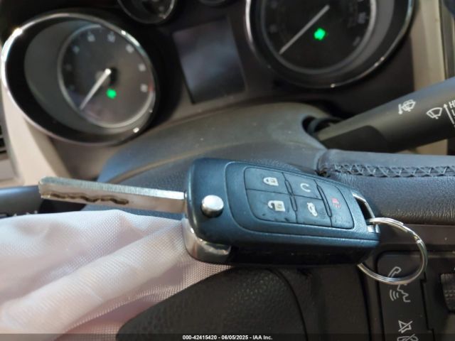 1G4PP5SK0F4150631 Buick lea