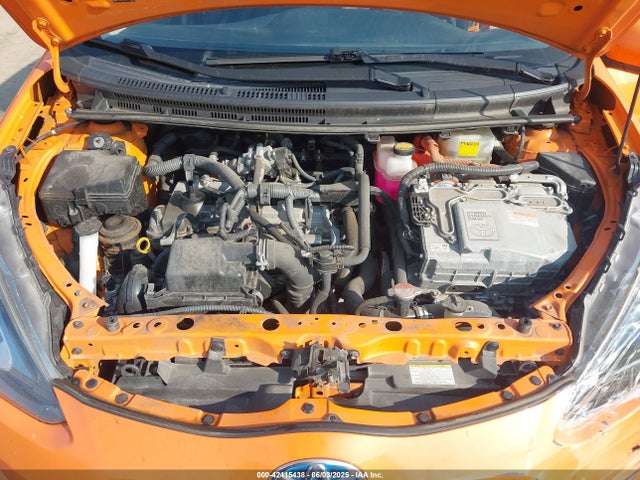 JTDKDTB37G1130576 Toyota 1nz-fxe+1lm