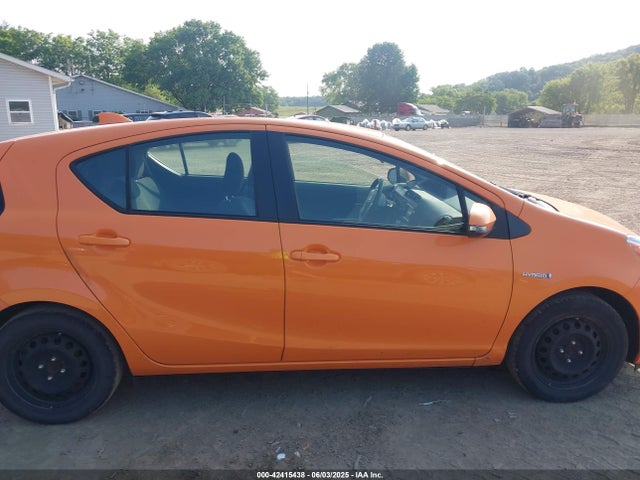 JTDKDTB37G1130576 Toyota 1nz-fxe+1lm