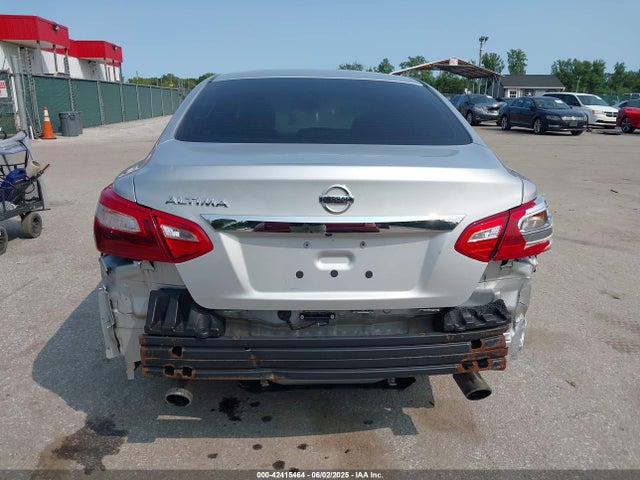 1N4AL3AP0HC182825 Nissan Altima 2.5 S