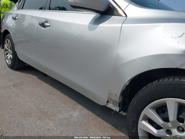 1N4AL3AP0HC182825 Nissan Altima 2.5 S