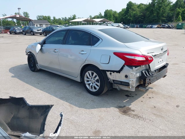 1N4AL3AP0HC182825 Nissan Altima 2.5 S