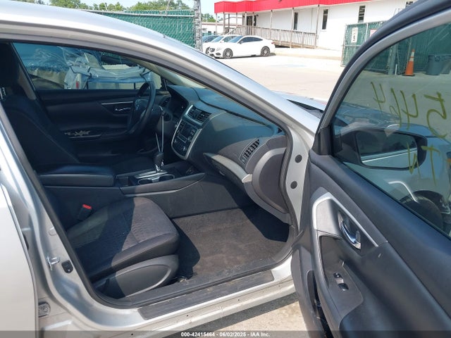 1N4AL3AP0HC182825 Nissan Altima 2.5 S