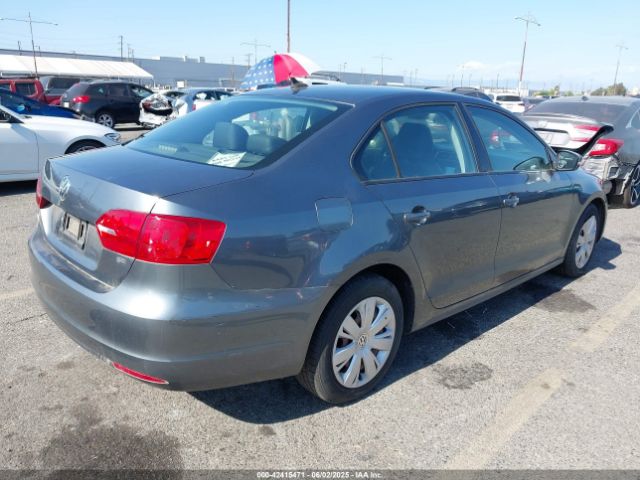 3VWD17AJ3EM285227 Volkswagen Jetta 1.8t Se