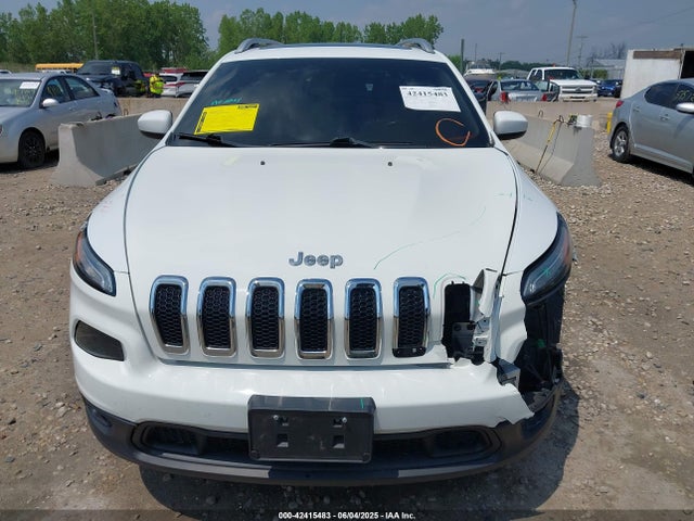 1C4PJMCB8GW148470 Jeep 2016