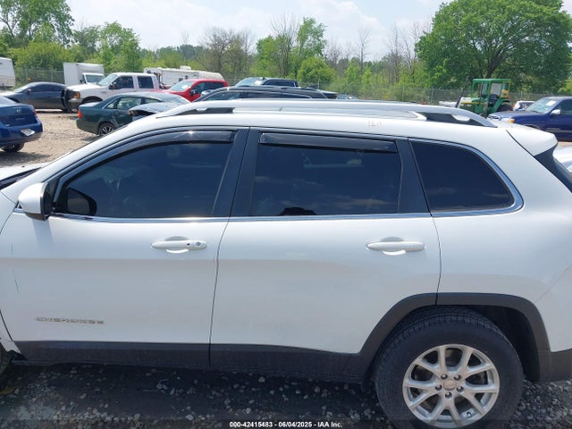 1C4PJMCB8GW148470 Jeep 2016