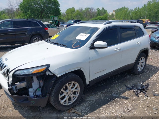 1C4PJMCB8GW148470 Jeep 2016