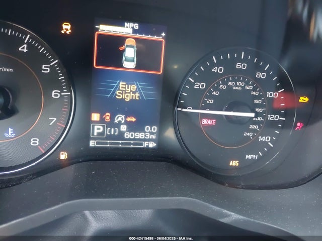 JF2GTAPC2M8369978 Subaru na