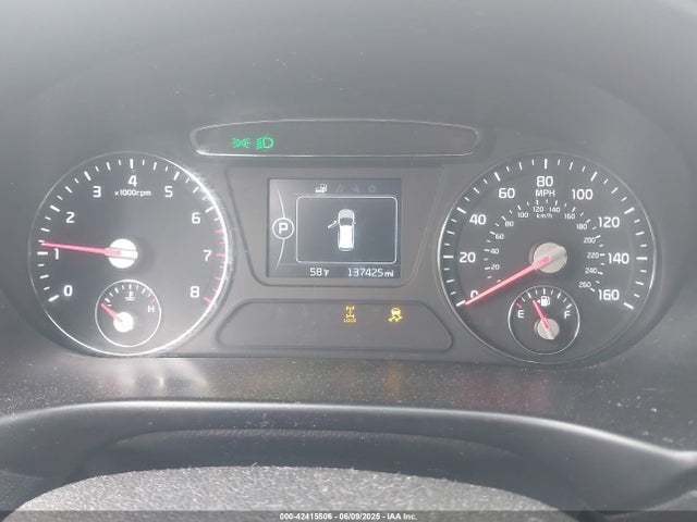 5XYPGDA38HG214721 KIA 2017