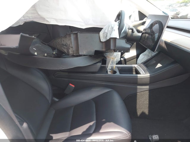 2021 TESLA MODEL Y 5YJYGDEE2MF191938 Photo 4