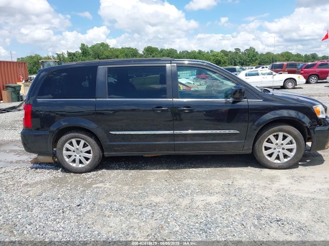 2C4RC1BG0GR293316 Chrysler Town and Country