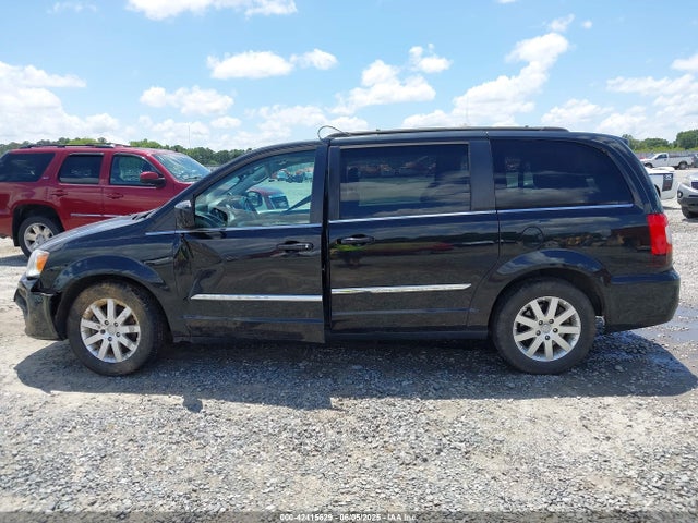 2C4RC1BG0GR293316 Chrysler Town and Country