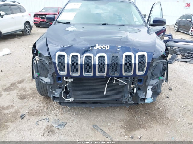 1C4PJLCB8FW643633 Jeep 2015