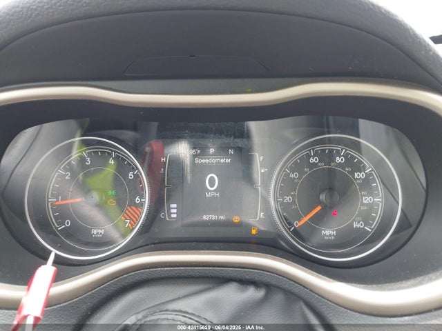 1C4PJLCB8FW643633 Jeep 2015