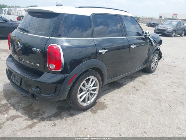2016 MINI COUNTRYMAN WMWZC3C56GWT08933 Photo 3