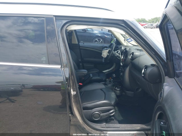 2016 MINI COUNTRYMAN WMWZC3C56GWT08933 Photo 4