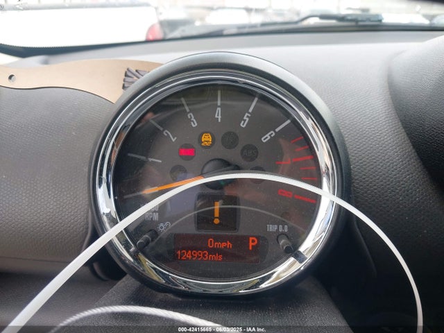 2016 MINI COUNTRYMAN WMWZC3C56GWT08933 Photo 6