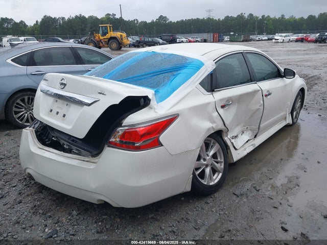 1N4AL3AP3FN905293 Nissan 2015