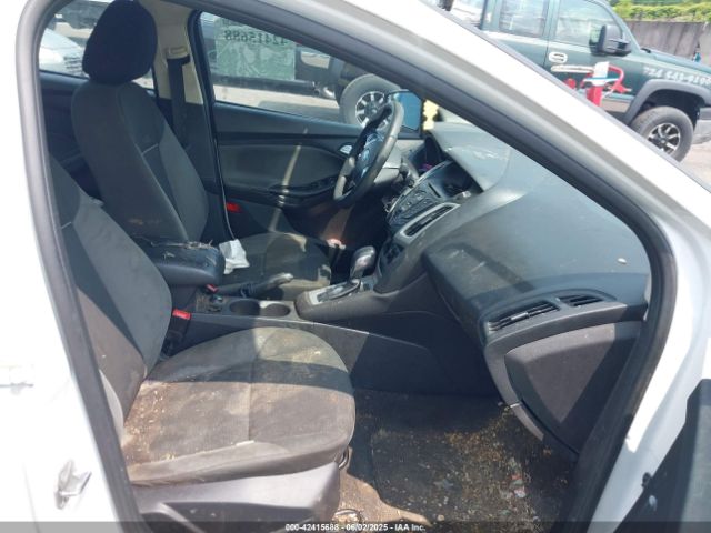 1FADP3F21EL402449 Ford FOCUS SE