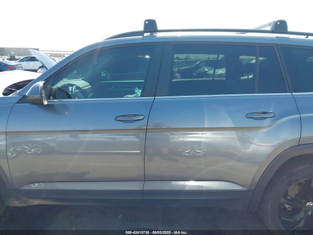 1V2HR2CA6NC549862 Volkswagen fsi