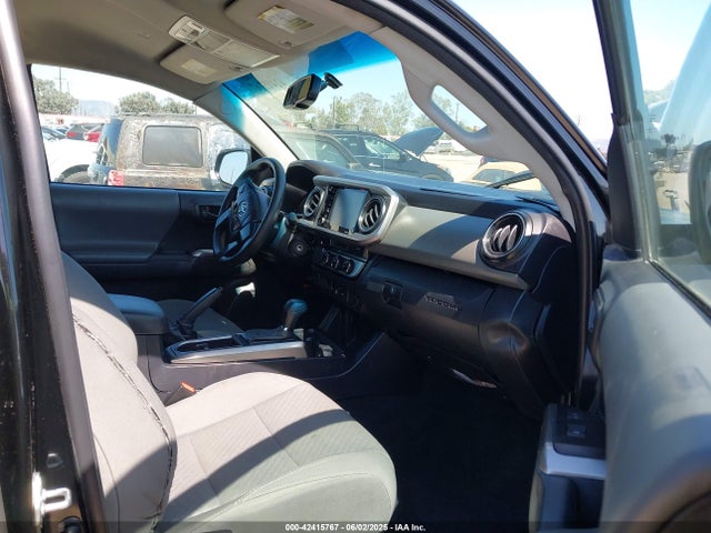 3TMAZ5CNXNM179845 Toyota Tacoma Sr5 V6