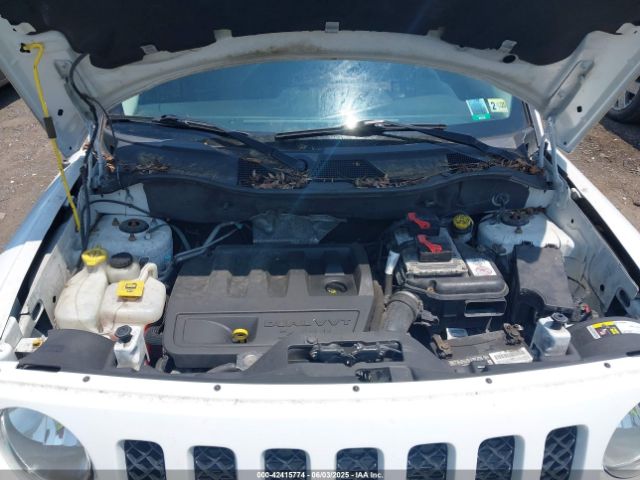 1C4NJRBB6GD668717 Jeep Patriot Sport