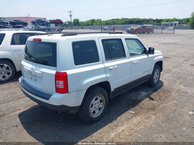 1C4NJRBB6GD668717 Jeep Patriot Sport