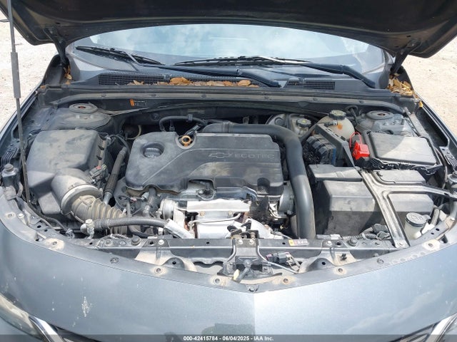 1G1ZE5ST1HF227115 Chevrolet MALIBU 1LT