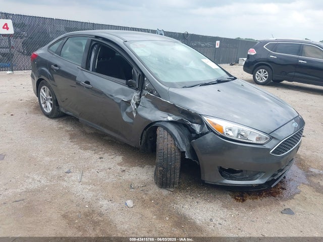 Ford 2.0l gdi 2018 1FADP3F23JL321768 Image 1