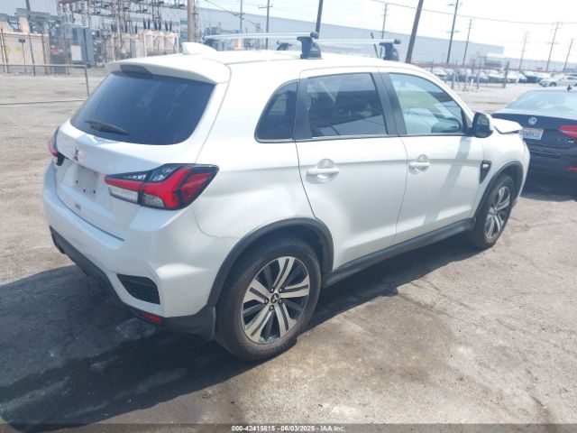 2021 MITSUBISHI OUTLANDER SPORT JA4APUAU7MU027570 Photo 3
