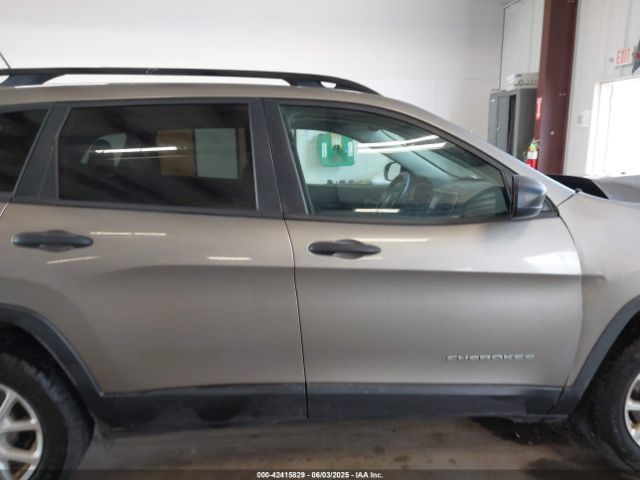 1C4PJMAB2HW537884 Jeep Cherokee