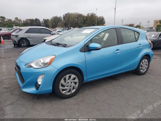JTDKDTB35F1112124 Toyota Prius C Two