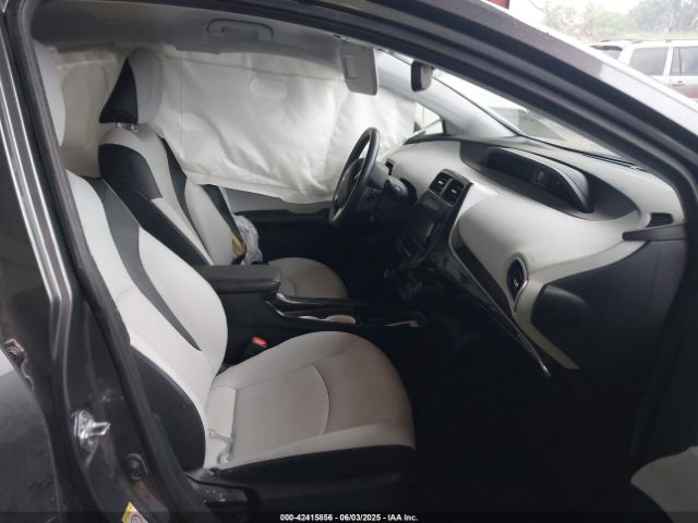 2017 TOYOTA PRIUS JTDKARFU2H3532249 Photo 4