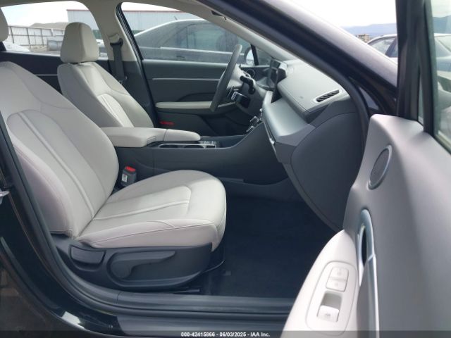 KMHL64JA8SA463085 Hyundai SONATA SEL