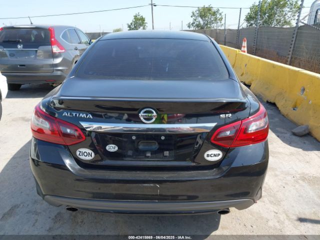 1N4AL3AP3HC164982 Nissan Altima 2.5 Sr