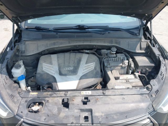 KM8SMDHF1HU213391 Hyundai Santa Fe Se