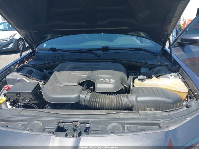 2C3CCABG4KH656015 Chrysler 300