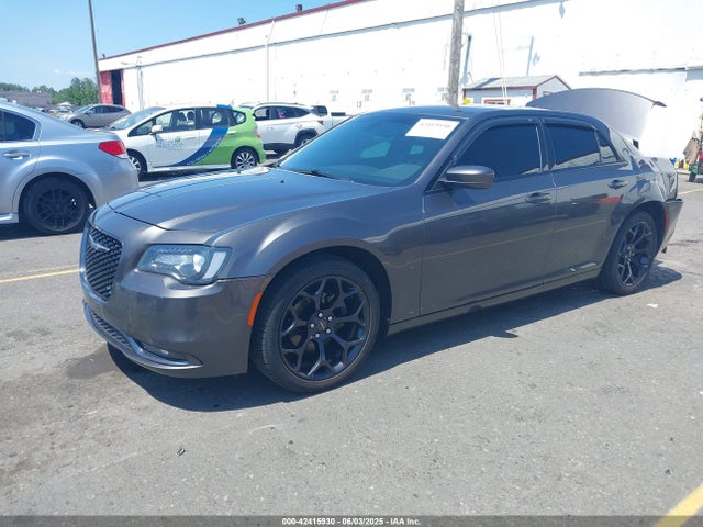 2C3CCABG4KH656015 Chrysler 300
